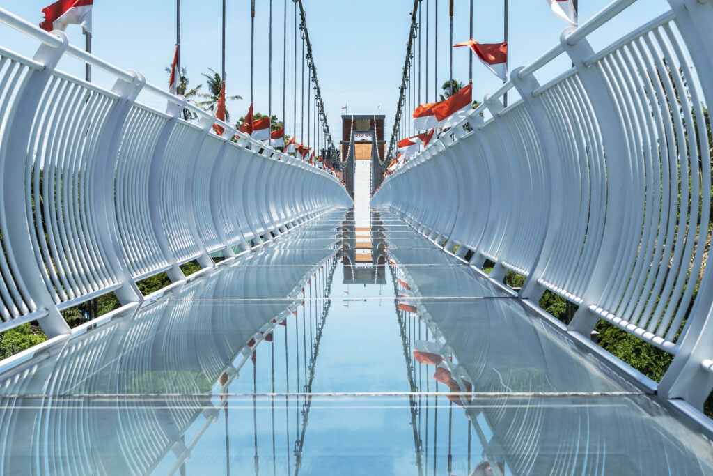 Brücke aus Glas