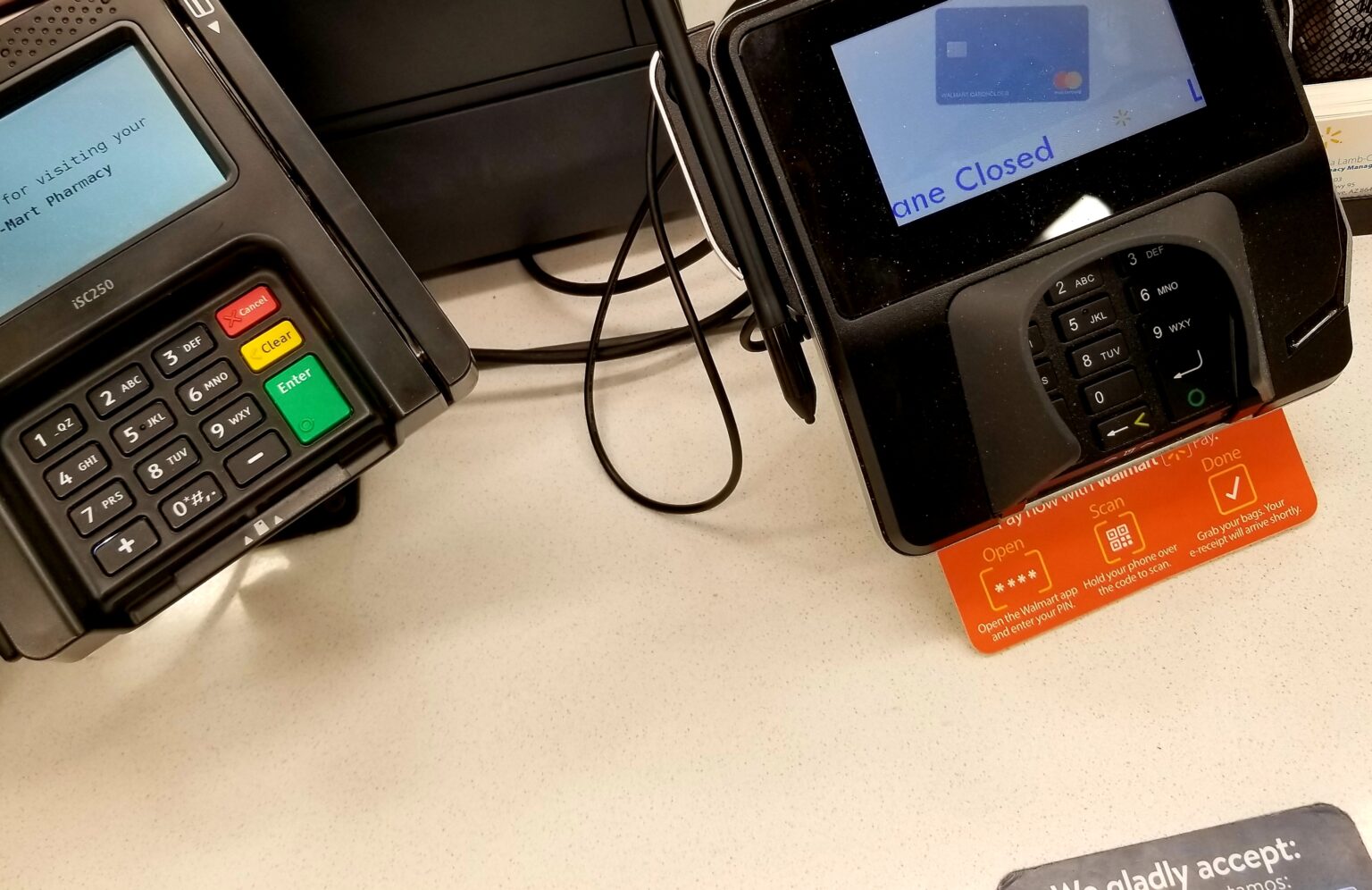 Blick auf eine Bankomatkasse