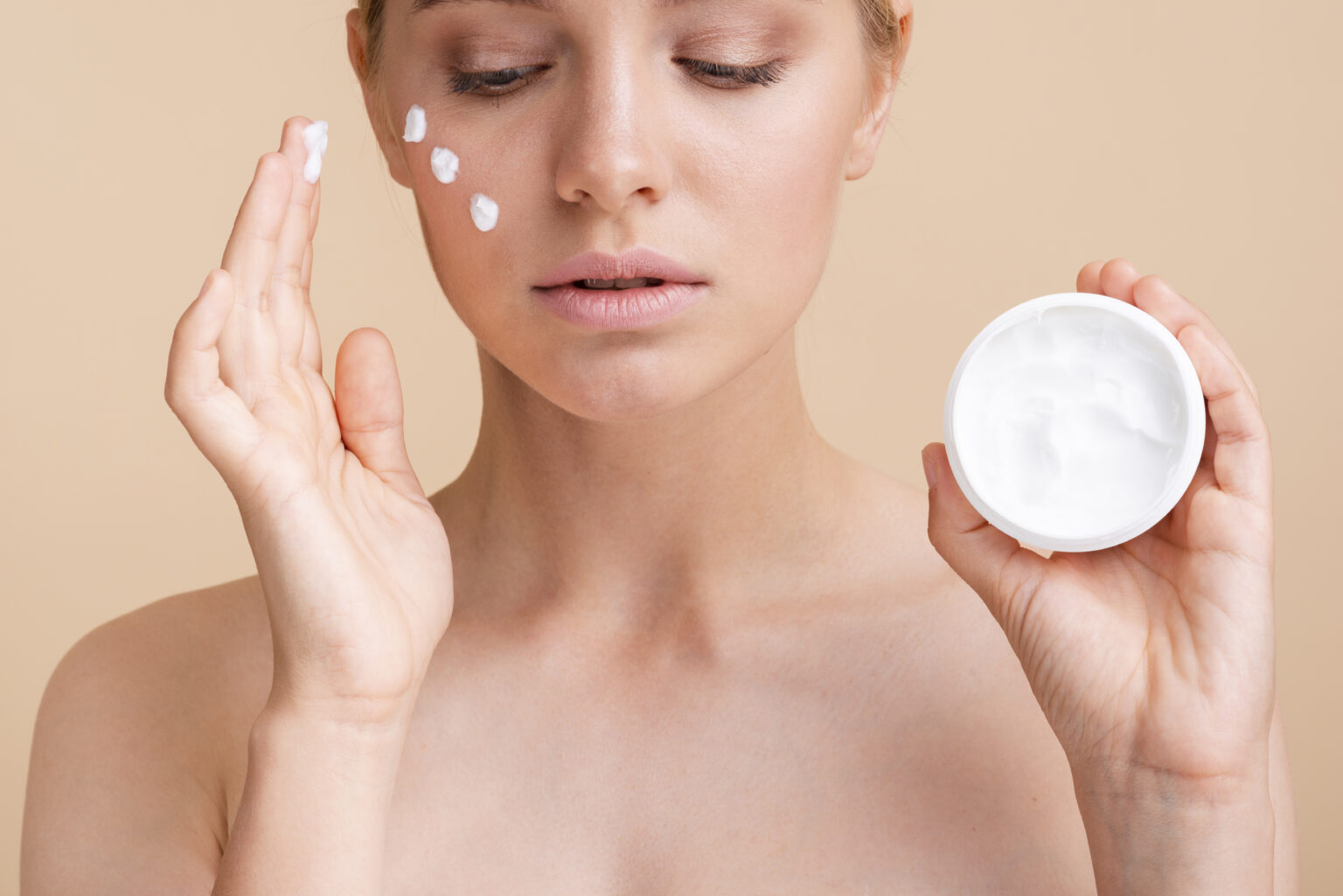Monika Jud-Benedikt bietet mit LR Health & Beauty Systems hochwertigen Direktvertrieb für Nahrungsergänzung, Aloe Drinking Gel, Kosmetik und Schönheit von innen in Bärnbach an.
